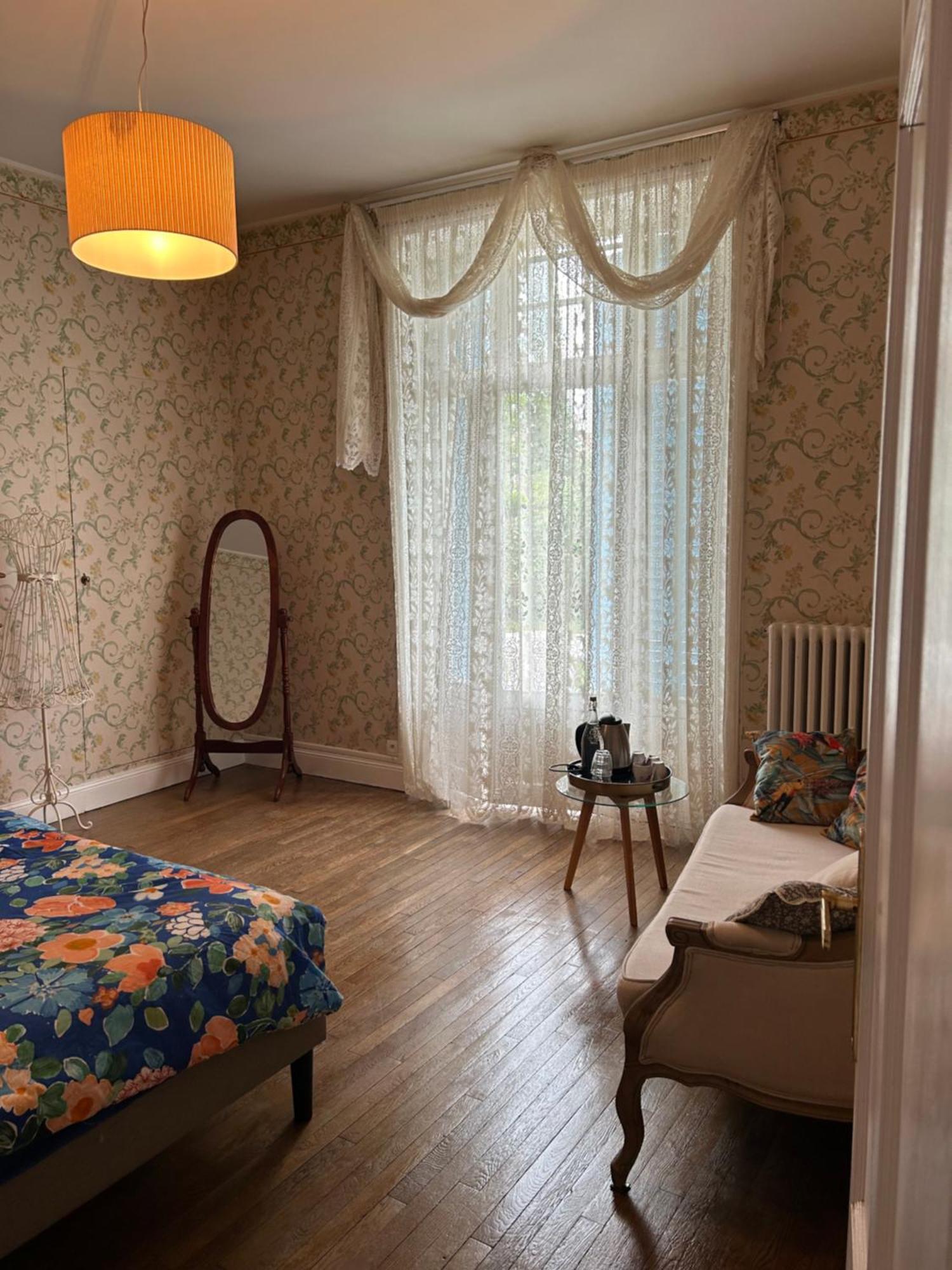 Holiday Home Villa Castel Marie Louise Neris-les-Bains Ngoại thất bức ảnh