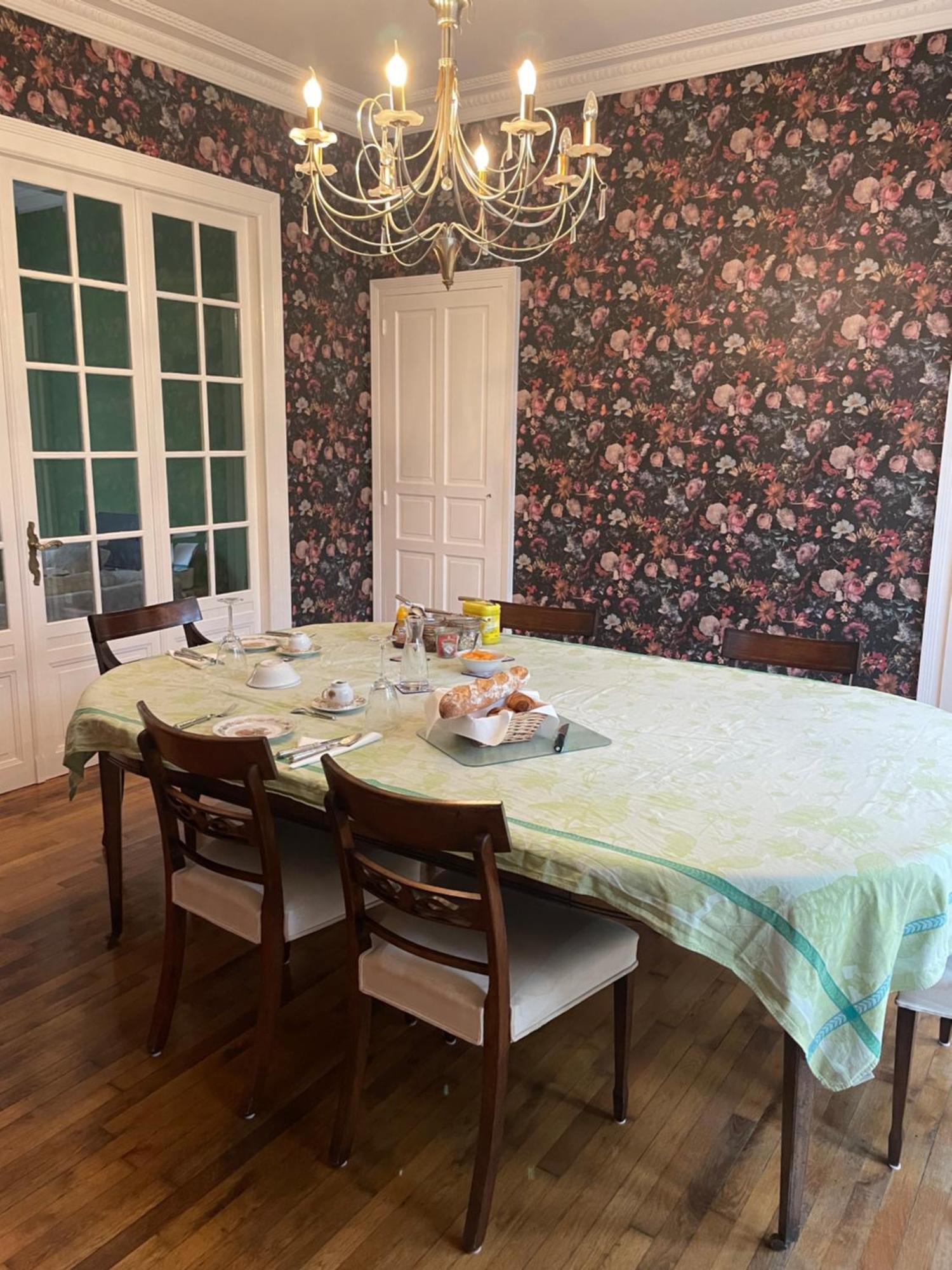 Holiday Home Villa Castel Marie Louise Neris-les-Bains Ngoại thất bức ảnh