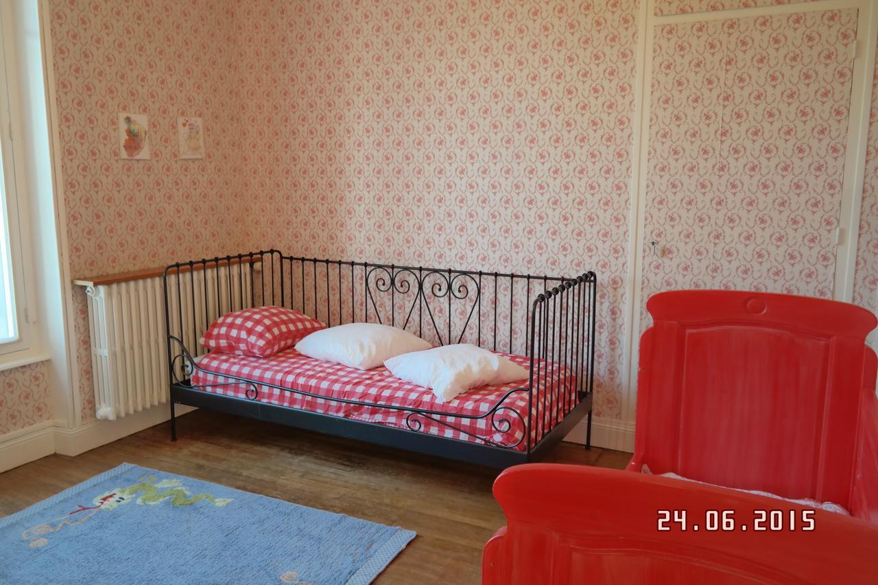 Holiday Home Villa Castel Marie Louise Neris-les-Bains Ngoại thất bức ảnh